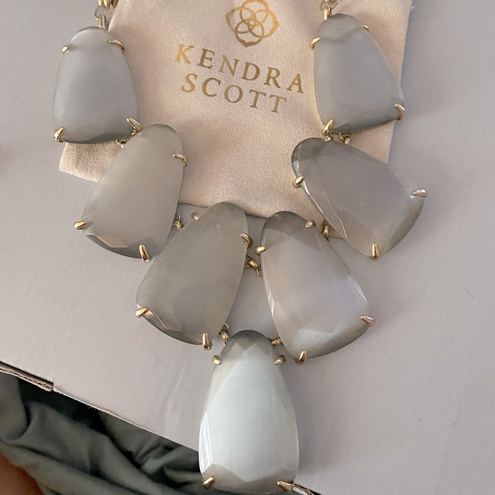Kendra Scott Necklace